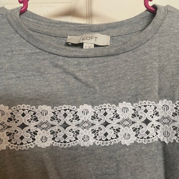 Womens LOFT White Cut-Out Lace Detail Grey Balloon Sleeve Sweater Size Medium - Picture 4 of 4